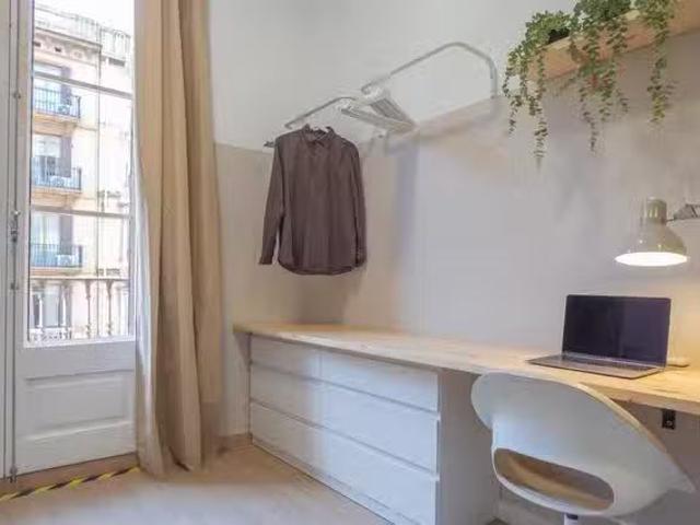 ¡Oferta! Habitación en Carrer de Pelai, 7