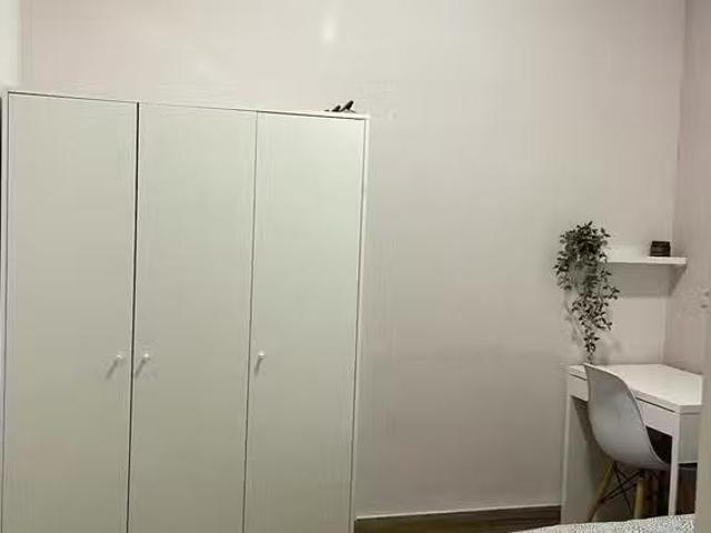 ¡En alquiler! Habitación en Carrer del Llobregat
