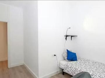 Nuevo Habitación en Carrer del Pas de l'Ensenyança, El Gòtic