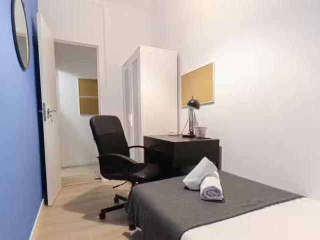 Acogedor Habitación en Carrer del Roser, El Poblesec