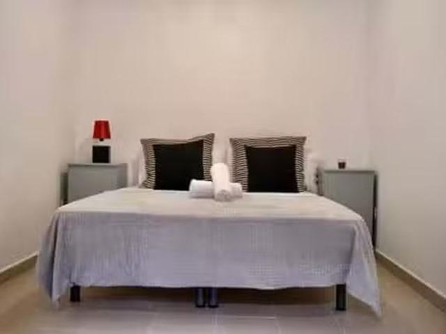 ¡En alquiler! Habitación en Carrer dels Agullers