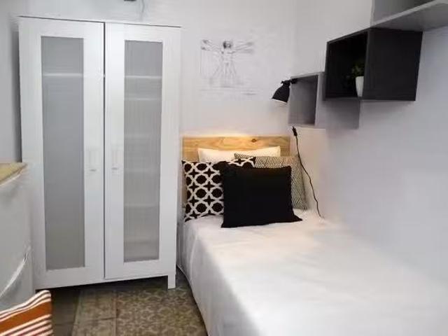 ¡Renta! Habitación en Carrer Gran de Gràcia