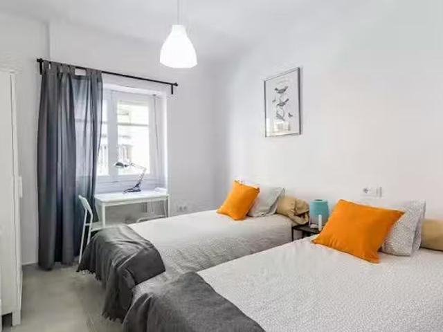 ¡Renta! Habitación en Carrer Justo Vilar, Cabanyal Canyamelar