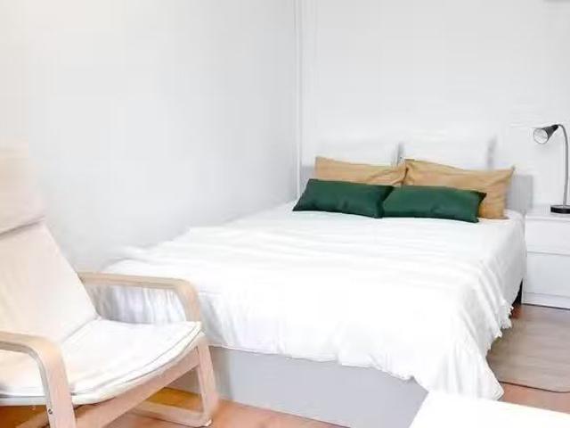 ¡Renta! Habitación en Carrer la Rambla, El Gòtic