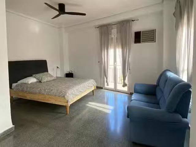 Único Habitación en Carrer Sant Antoni