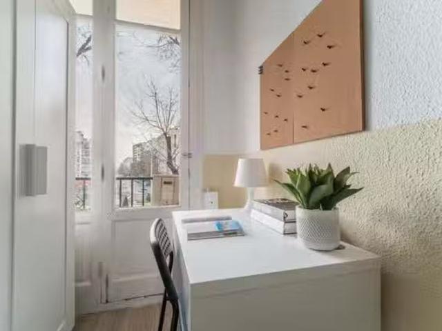 Encantador Habitación en Glorieta de Quevedo