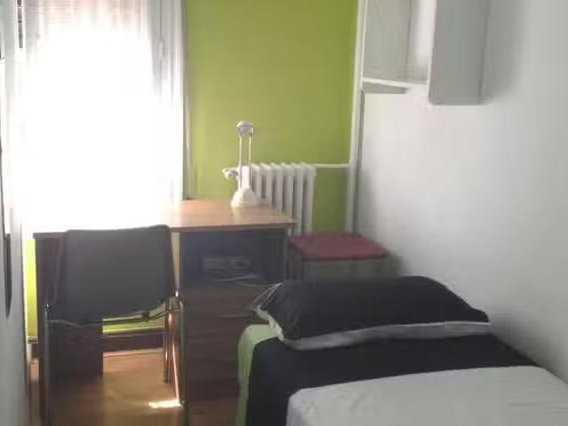 ¡Oferta! Habitación en Gran Vía, Gran Vía
