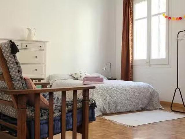 Encantador Habitación en Passatge de Flaugier