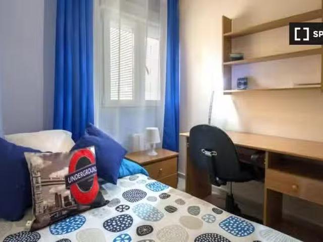 Único Habitación en piso compartido en alquiler, Alcalá de Hen.