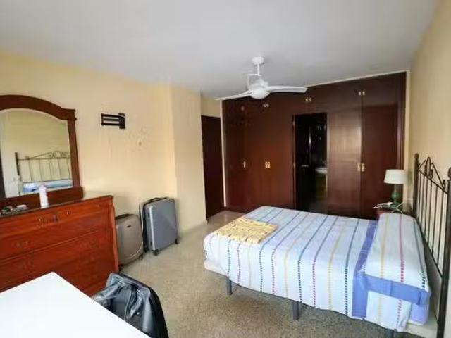 Único Habitación en Plaza de Ronda, Sagrada Familia
