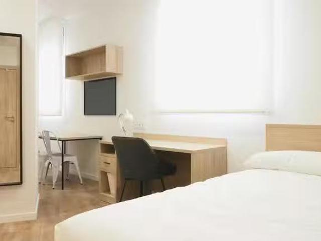 Acogedor Habitación en Plaza Garellano, Basurtu