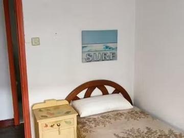 Único Habitación en Rúa Comercio, Agra do Orzán