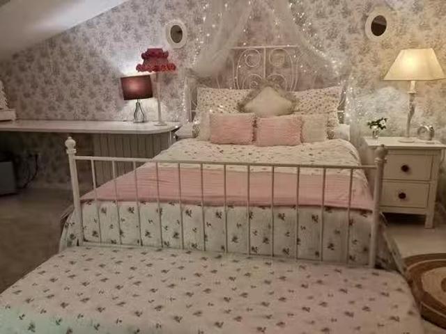 Bonito Habitación en Rúa de Francisco Rey de Rivero, Castrelos