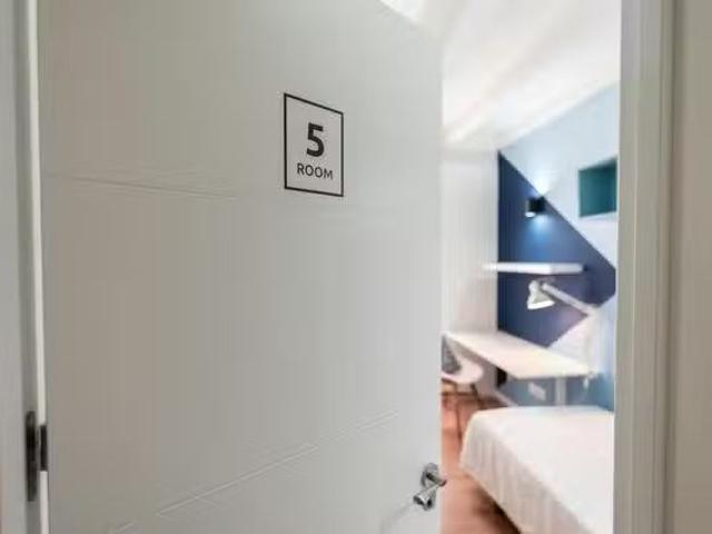 Encantador Habitación en Ronda de Sant Pere, Dreta de l'Eixample