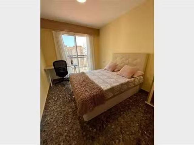 Barato Habitación en 219 Carrer de St Vicent Màrtir
