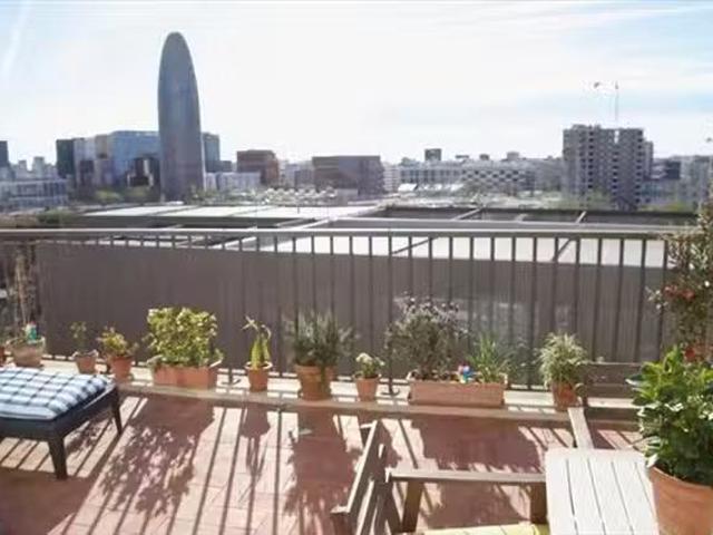 Nuevo Habitación en 563 Carrer del Consell de Cent