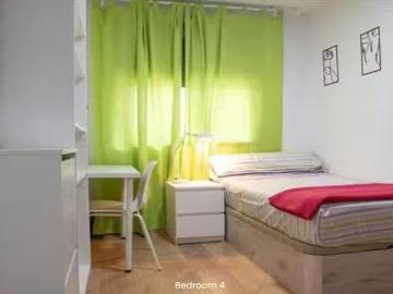 Calle del Jilguero, Madrid, Plaza de Carabanchel