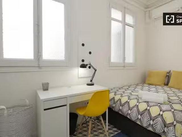 Acogedor Habitación luminosa en alquiler apartamento de 9 dorm.