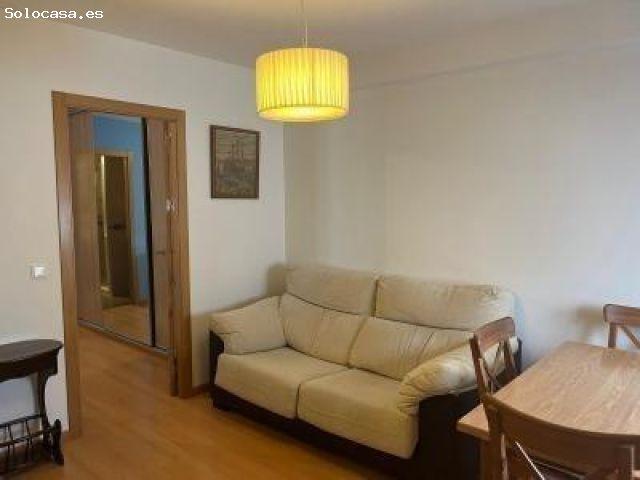 Acogedor Piso de 1 Dormitorio + Habitación Anexa en Ciudad Jardín, completamente reformado