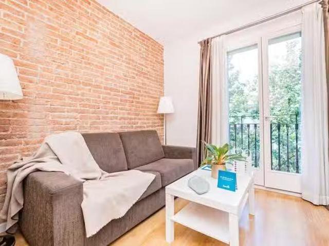 Bonito Piso de 1 habitación en Carrer de Villarroel