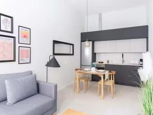 Encantador Piso de 1 habitación en Carrer del Consell de Cent