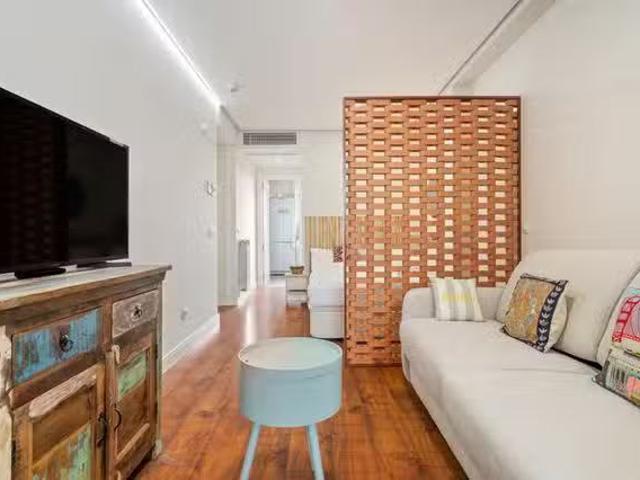 Nuevo Piso de 1 habitación en Madrid