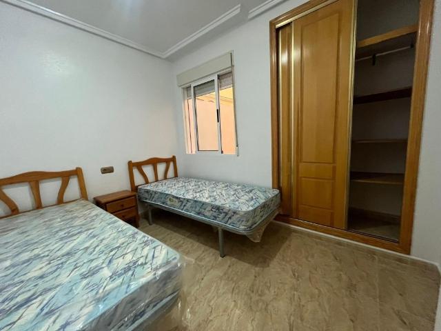 Acogedor piso de 2 dormitorios con piscina comunitaria en Los Montesinos