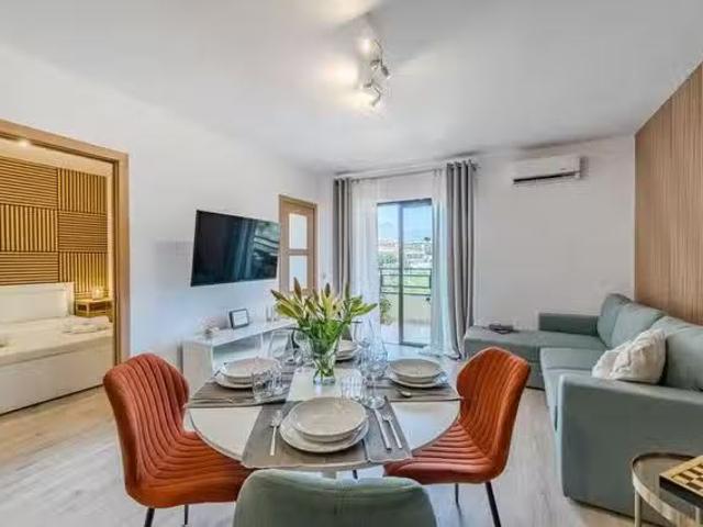 ¡Renta! Piso de 2 habitaciones en Adeje