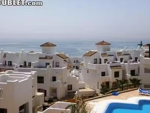 ¡Recién llegado! Piso de 2 habitaciones en Andalucia Cadiz Pro.