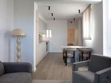 Único Piso de 2 habitaciones en Barcelona