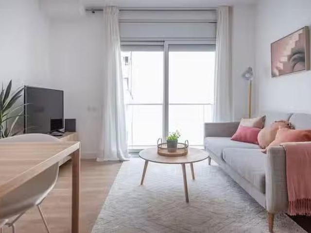 Barato Piso de 2 habitaciones en Barcelona
