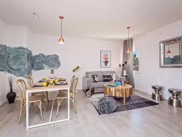 Barato Piso de 2 habitaciones en Barcelona