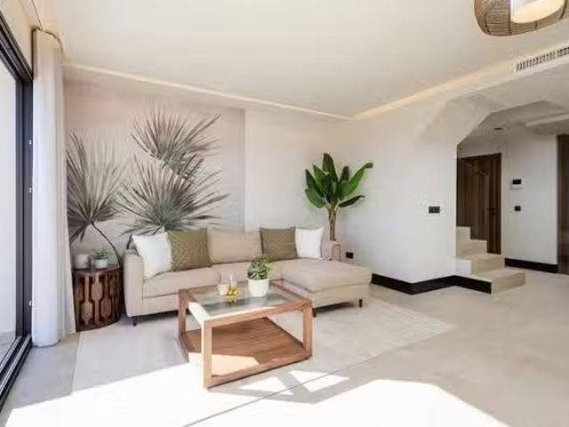 Nuevo Piso de 3 habitaciones en Marbella