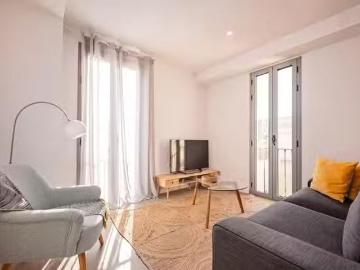 Barato Piso de 3 habitaciones en Barcelona
