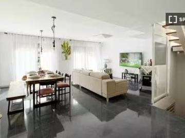 Encantador Piso de 4 habitaciones en alquiler en El Campello.