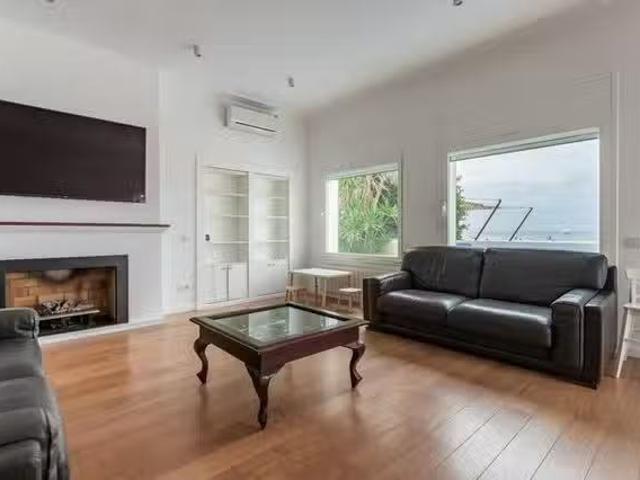 Encantador Piso de 4 habitaciones en Castelldefels
