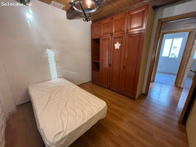 Acogedor piso en alquiler con piscina comunitaria, garaje y trastero