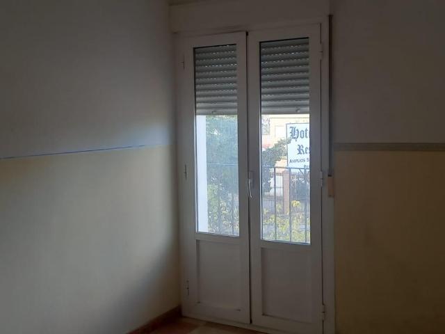 Acogedor Piso en Fuente de Cantos – Oportunidad para Reformar