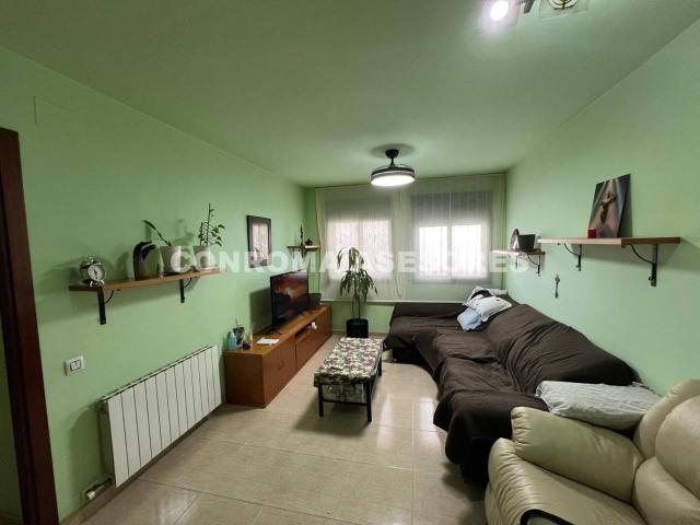 ACOGEDOR PISO EN VENTA CALELLA, MUY BIEN COMUNICADO