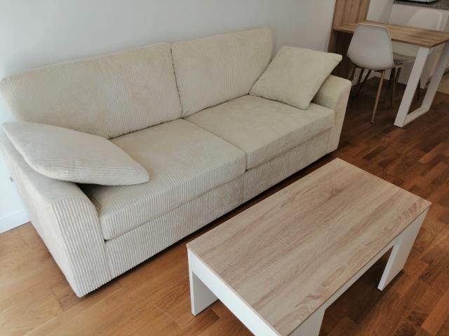 Acogedor Piso Reformado en Rambla de Ferran