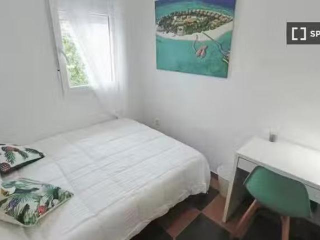 Nuevo Se alquila habitación compartida en Casería de Montijo.