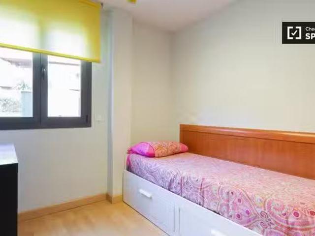 Nuevo Se alquila habitación en apartamento de 2 dormitorios, P.