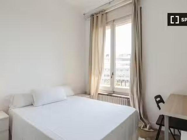 Nuevo Se alquila habitación en Sant Gervasi Galvany, Barcelona
