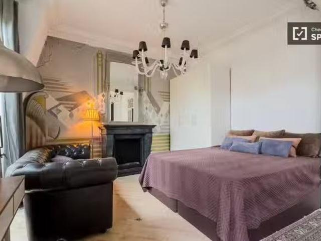 Nuevo Se alquila habitación en piso compartido, l'Antiga Esque.