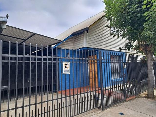 ACOGEDORA CASA 3 DORMITORIOS, UN BAÑO