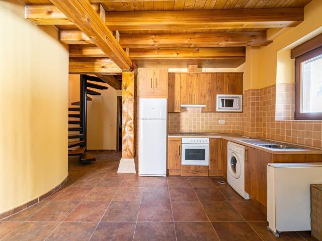 ^ Acogedora Casa De 110 Metros, De Obra Nueva En Pleno Cen. 0m² Somosierra