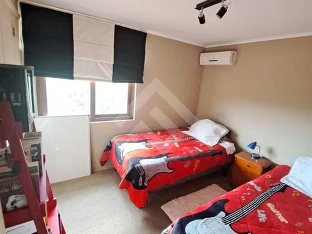 Acogedora casa en venta de 4 dorm. En Chicureo piedra roja | 4 dormitorios por 13500.00 en Colina