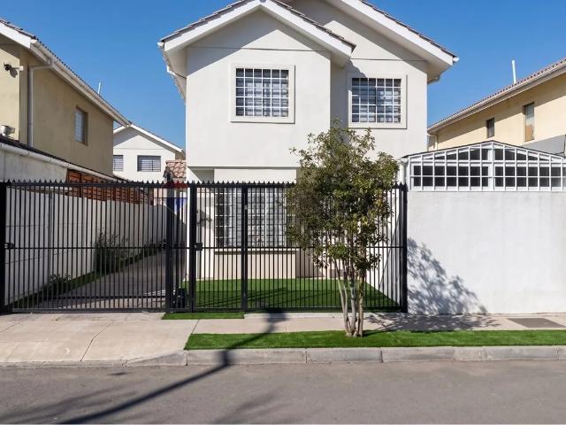Acogedora Casa En Arriendo En Padre Hurtado