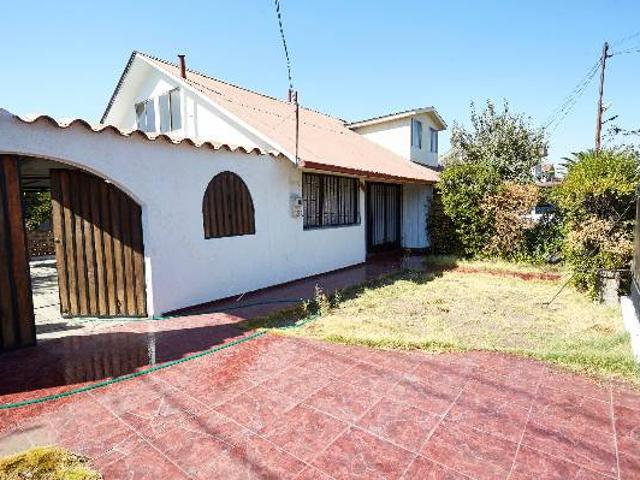 Acogedora Casa Quilicura