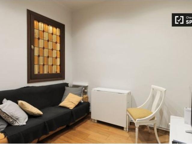 Acogedora habitación en alquiler en el apartamento de 3 dormitorios en La Dreta de l' Eixamp